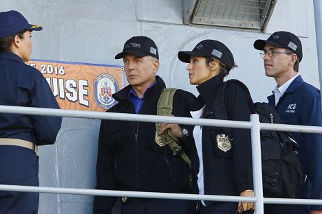 Mark Harmon, Jennifer Esposito, Brian Dietzen - NCIS: Naval Criminal Investigative Service - Love Boat - Photos
