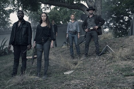 Colman Domingo, Alycia Debnam-Carey, Jenna Elfman, Garret Dillahunt - Fear the Walking Dead - Na zatracenie - Z filmu