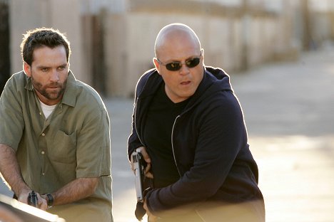 David Rees Snell, Michael Chiklis - The Shield - Extraction - Photos
