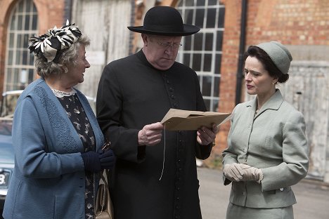 Sorcha Cusack, Mark Williams, Oona Kirsch - Father Brown - Der Trottel der Nation - Filmfotos