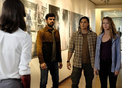 Sean Teale, Blair Redford, Amy Acker - The Gifted - Crise familiale - Film