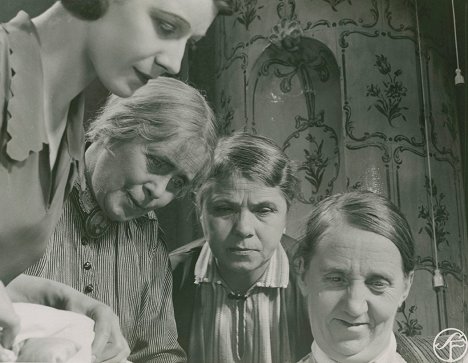 Ester Roeck Hansen, Constance Byström, Julia Cæsar - Svarta rosor - Van film