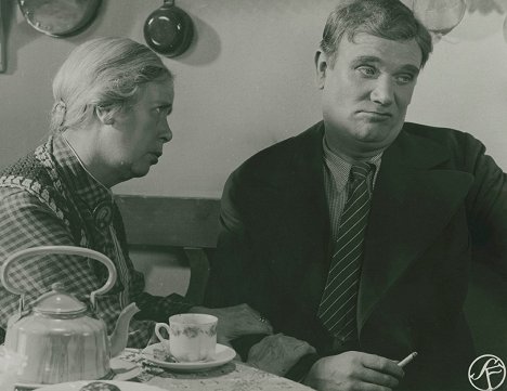 Constance Byström, Nils Lundell - Svarta rosor - Filmfotos