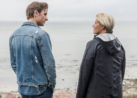 Mikkel Boe Følsgaard, Trine Dyrholm - Arvingerne - Episode 6 - De la película