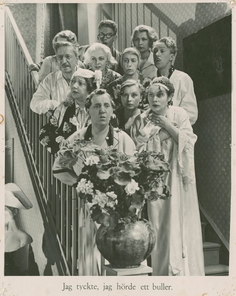 Lili Ziedner, Julia Cæsar, Helga Brofeldt, Greta Ericson - Guest House Paradise - Lobby Cards