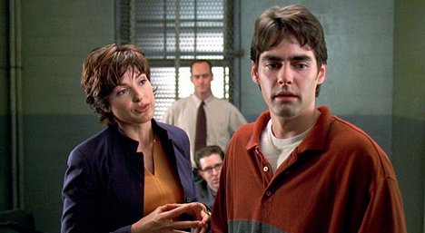 Mariska Hargitay, Adam Kaufman - Law & Order: Special Victims Unit - Wrong Is Right - Van film