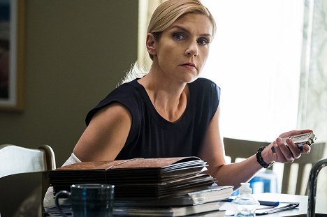 Rhea Seehorn - Better Call Saul - Piñata - Van film