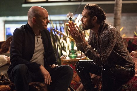 Rob Corddry, Russell Brand - Ballers - There's No Place Like Home, Baby - Photos