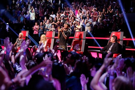 Adam Levine, Shakira, Usher, Blake Shelton - The Voice - Photos