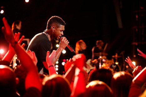Usher - The Voice - Photos