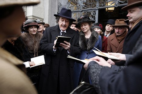 Geoffrey Rush, Emily Watson - Genius - Chapter Eight - De filmes