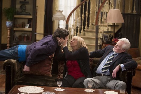 Iwan Rheon, Frances de la Tour, Derek Jacobi - Vicious - Sister - Filmfotos