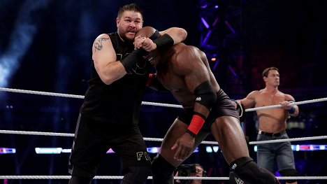 Kevin Steen, Bobby Lashley, John Cena - WWE Super Show-Down - Photos