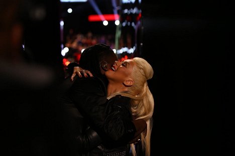 Christina Aguilera - The Voice - Van de set