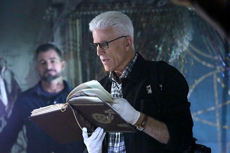 Ted Danson - CSI: Crime Sob Investigação - O Livro das Sombras - Do filme