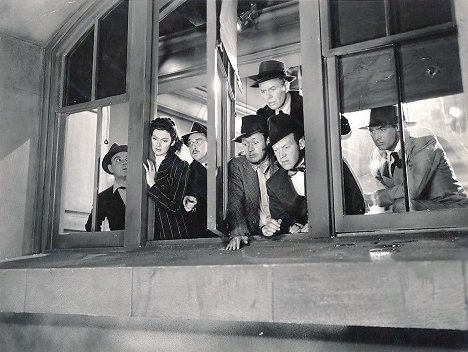 Cliff Edwards, Rosalind Russell, Porter Hall, Roscoe Karns, Regis Toomey, Frank Jenks, Cary Grant - His Girl Friday - Photos