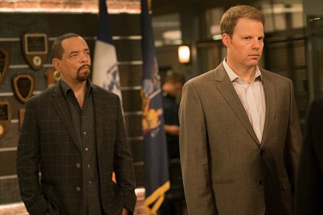 Ice-T, Andy Powers - Law & Order: Special Victims Unit - Zero Tolerance - Van film