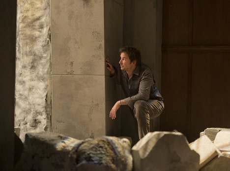 Noah Wyle - The Librarians - And the Wrath of Chaos - Photos