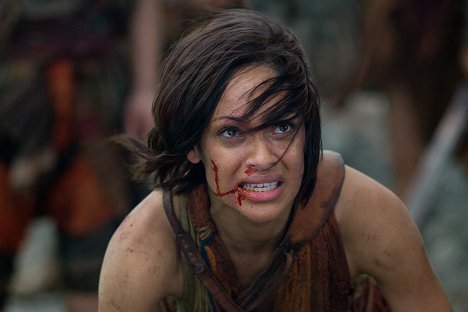 Cynthia Addai-Robinson - Spartacus - Wrath of the Gods - Kuvat elokuvasta