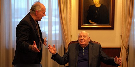 Werner Herzog, Mikhail Sergeyevich Gorbachev - Meeting Gorbachev - Van film
