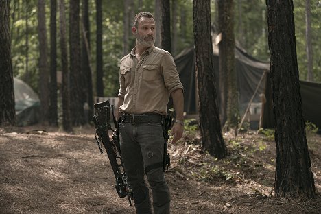 Andrew Lincoln - The Walking Dead - Warning Signs - Photos
