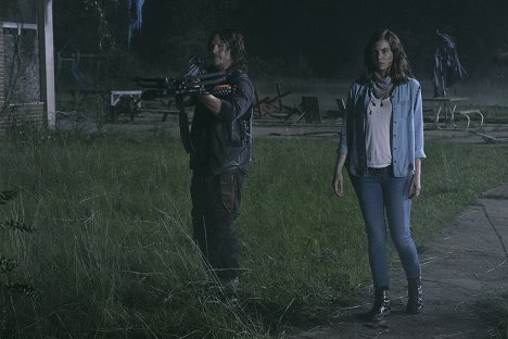 Norman Reedus, Lauren Cohan - The Walking Dead - Figyelmeztető jelek - Filmfotók