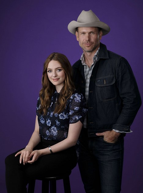 Danielle Rose Russell, Matthew Davis - Legacies - Season 1 - Werbefoto