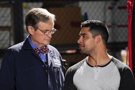 David McCallum, Wilmer Valderrama - Námořní vyšetřovací služba - Miluj bližního svého - Z filmu