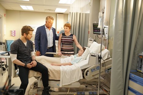 Matt Czuchry, Boo Arnold - The Resident - The Prince & The Pauper - Photos