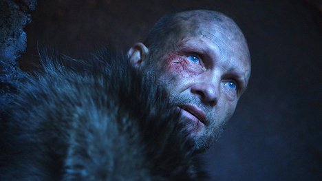 Andrew Howard - The Outpost - Beyond the Wall - Z filmu