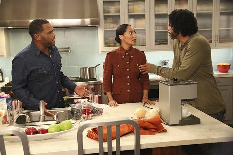 Anthony Anderson, Tracee Ellis Ross, Daveed Diggs - Black-ish - God - Z filmu