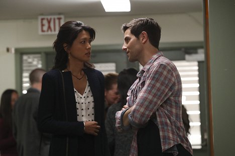 Grace Park, David Giuntoli - A Million Little Things - The Game of Your Life - Photos