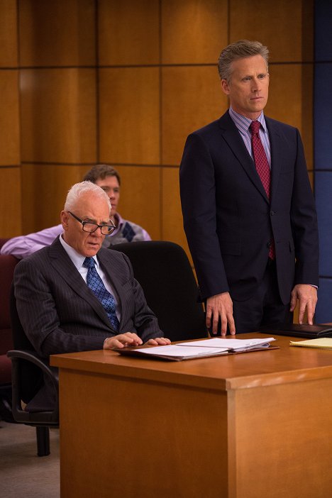 Malcolm McDowell, Reed Diamond - Franklin & Bash - Out of the Blue - Photos