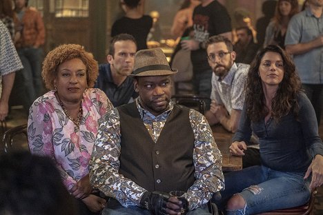 CCH Pounder, Lucas Black, Daryl Mitchell, Rob Kerkovich, Vanessa Ferlito - NCIS: New Orleans - In the Blood - Photos