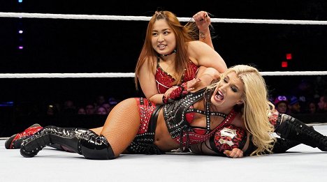 Masami Odate, Toni Rossall - WWE Evolution - Photos