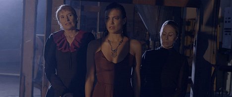 Assumpta Serna, Elisa Mouliaá, Miriam Díaz-Aroca - Bernarda - De filmes
