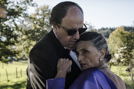 Josep Maria Pou, Ángela Molina - Der Baum des Blutes - Filmfotos