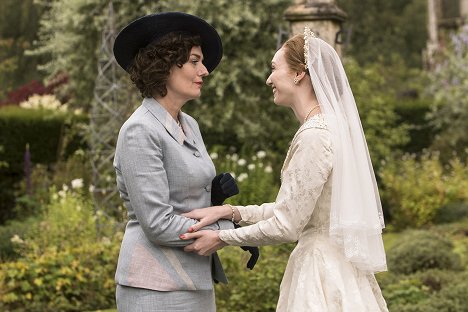 Anna Chancellor, Eleanor Tomlinson - Agatha Christie: Skúška neviny - Episode 1 - Z filmu