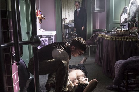 Luke Treadaway, Bill Nighy - Agatha Christie - Az alibi - Episode 3 - Filmfotók