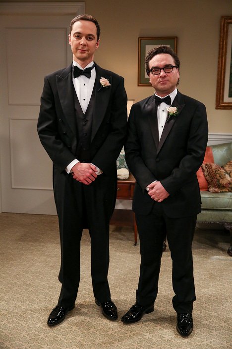 Jim Parsons, Johnny Galecki - The Big Bang Theory - Die Hochzeitsüberraschung - Werbefoto