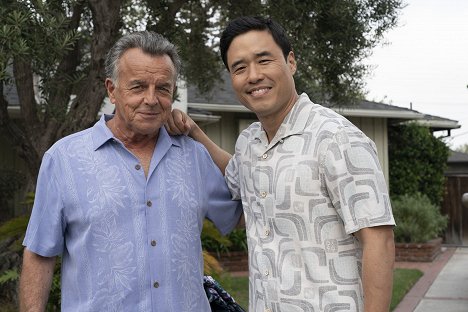 Ray Wise, Randall Park - Fresh Off the Boat - Driver's Eddie - Making of