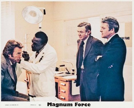 Clint Eastwood, Joe Miksak, Hal Holbrook - Magnum Force - Fotosky