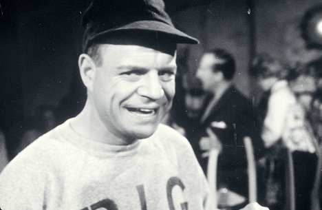 Don Rickles - Bikini Beach - Z filmu