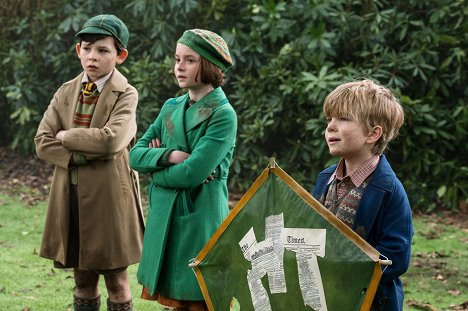 Nathanael Saleh, Pixie Davies, Joel Dawson - Mary Poppins Returns - Van film