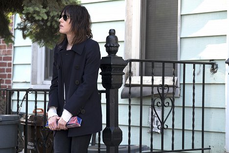 Kate Moennig - Ray Donovan - He Be Tight. He Be Mean. - Z filmu