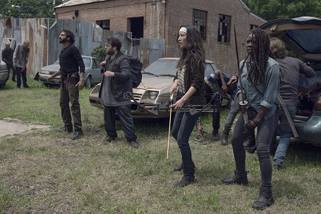 Avi Nash, Dan Fogler, Eleanor Matsuura, Danai Gurira - The Walking Dead - Stradivarius - Filmfotos