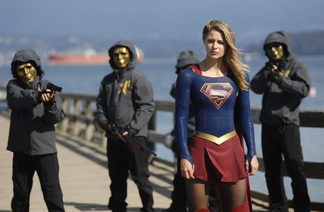Melissa Benoist - Supergirl - Rather the Fallen Angel - Photos
