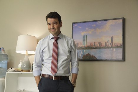 Ron Livingston - A Million Little Things - Perspective - Photos