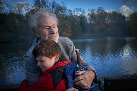 Patrick Stewart, Louis Ashbourne Serkis - The Kid Who Would Be King - Photos
