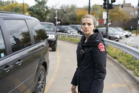 Kara Killmer - Chicago Fire - Vždycky trefa - Z filmu